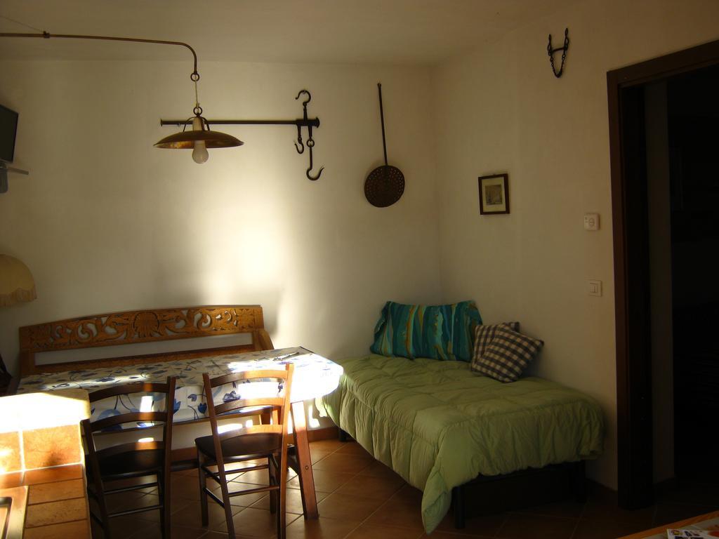 Bb Fonterrante Apartment Monterubbiano Cameră foto